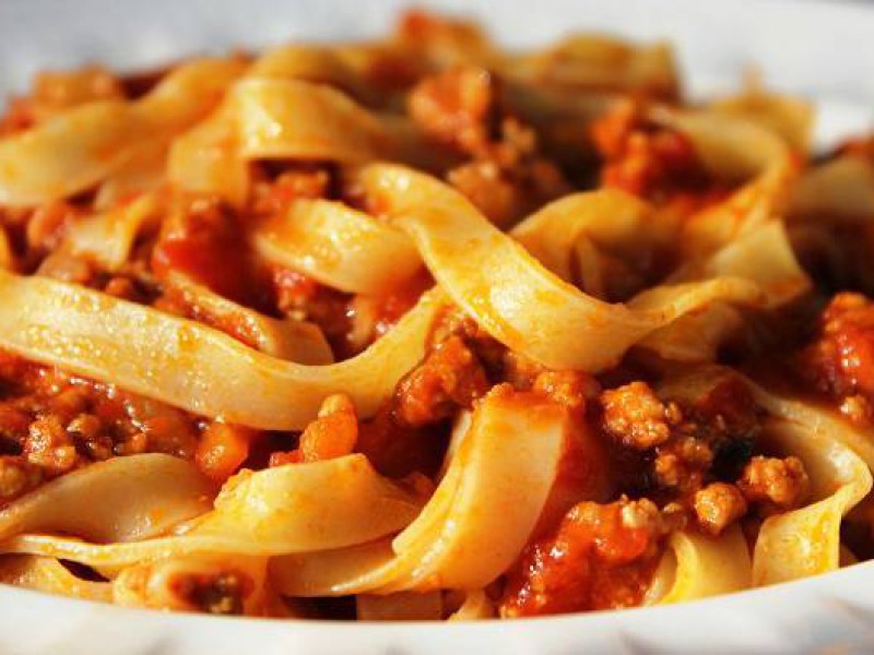 Tagliatelle con vari sughi (anche cacciagione)